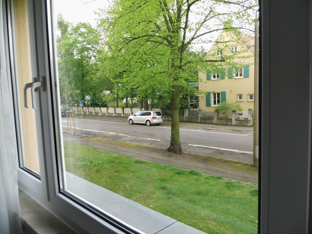 Apartment L - Comfort Lipcse Kültér fotó